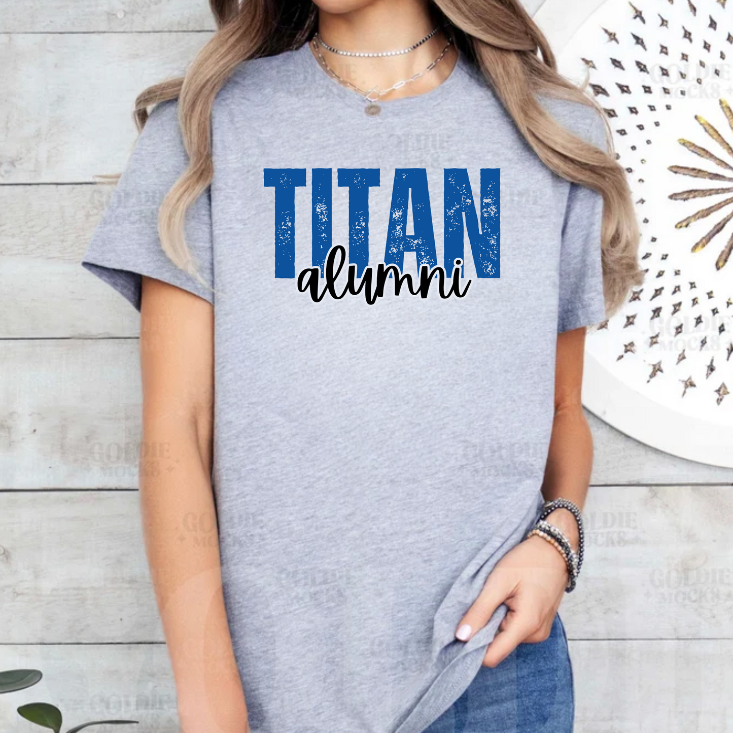 Titan Alumni (Cursive)