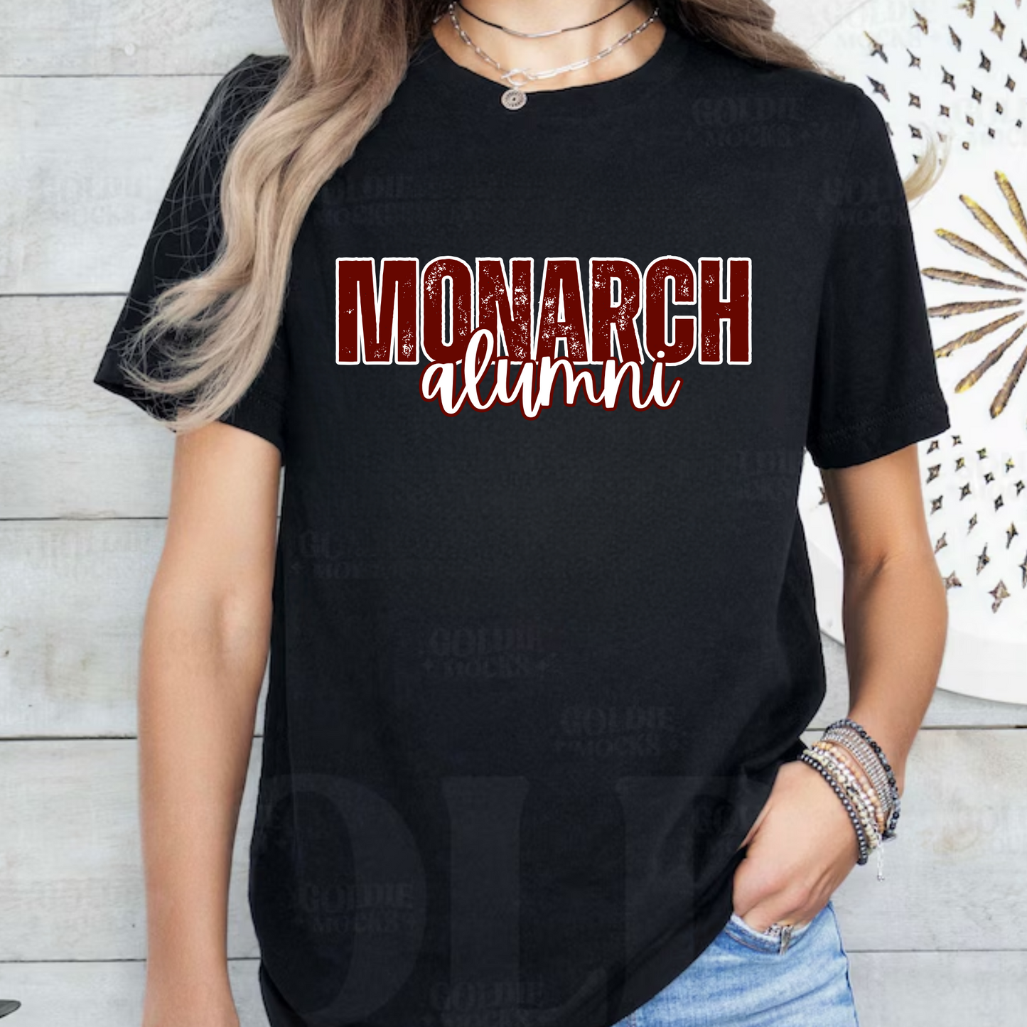 Monarch Alumni (Cursive)